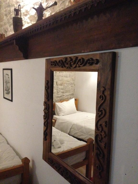 Konaku Guest House Gjirokastër Exterior foto
