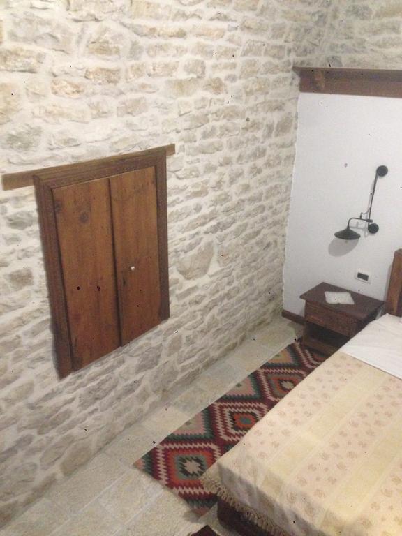 Konaku Guest House Gjirokastër Exterior foto